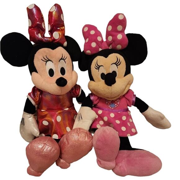 DISNEY MINNIE MOUSE PAIR - Picture 1 of 7